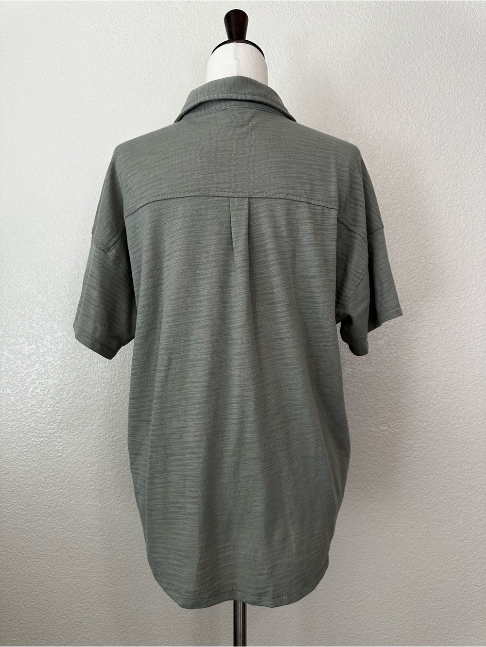 Eddie Bauer Women's BUNDLE (3) Short Sleeves Button Down Top, Sz Large - Picture 7 of 11